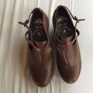 Brown leather Dansko heels